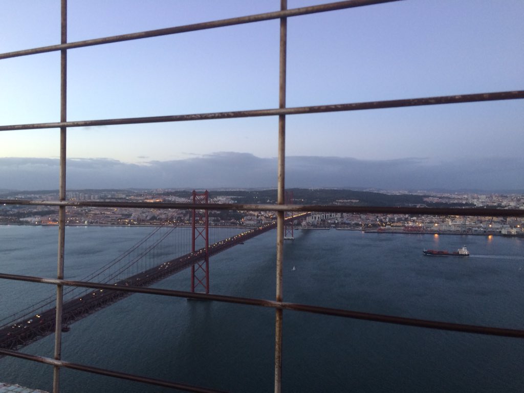 vfpuglia's tweet photo. adeus lisboa #tadsummit #restconn https://t.co/7y3ILR3Fvw