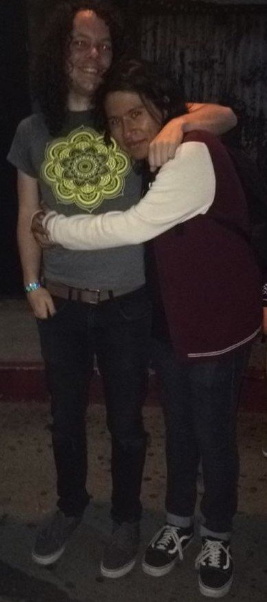 AfterAngel_'s tweet image. I hold @alotlikebirds very close and dear to my heart