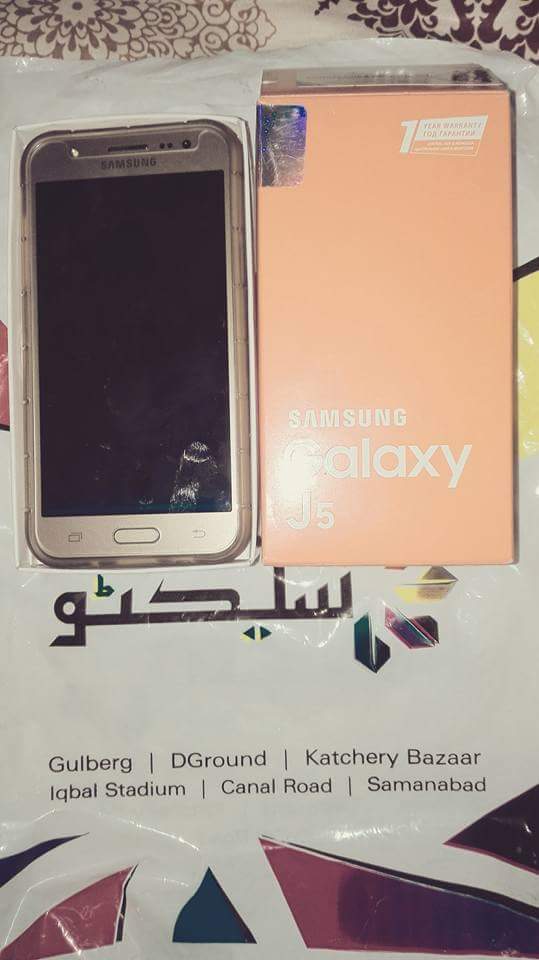 HamidMaliik's tweet photo. New mobile .. https://t.co/upyiXPtSNk