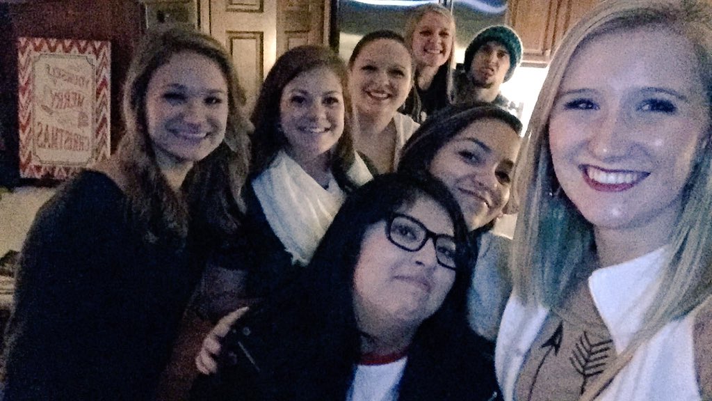 kayden_thomas1's tweet photo. Loved seeing everyone last night๐๐ #2015reunion #missedyouguys https://t.co/a1NEYvb8qc