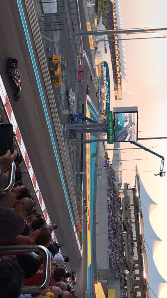 AsmaAlamerii's tweet photo. Today was amazing. I'm gonna miss this :( #F1Takatof2015 #WestGroup https://t.co/zYwSwbpK5X