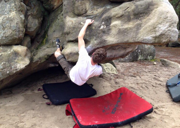 mountain-instruction tweet media