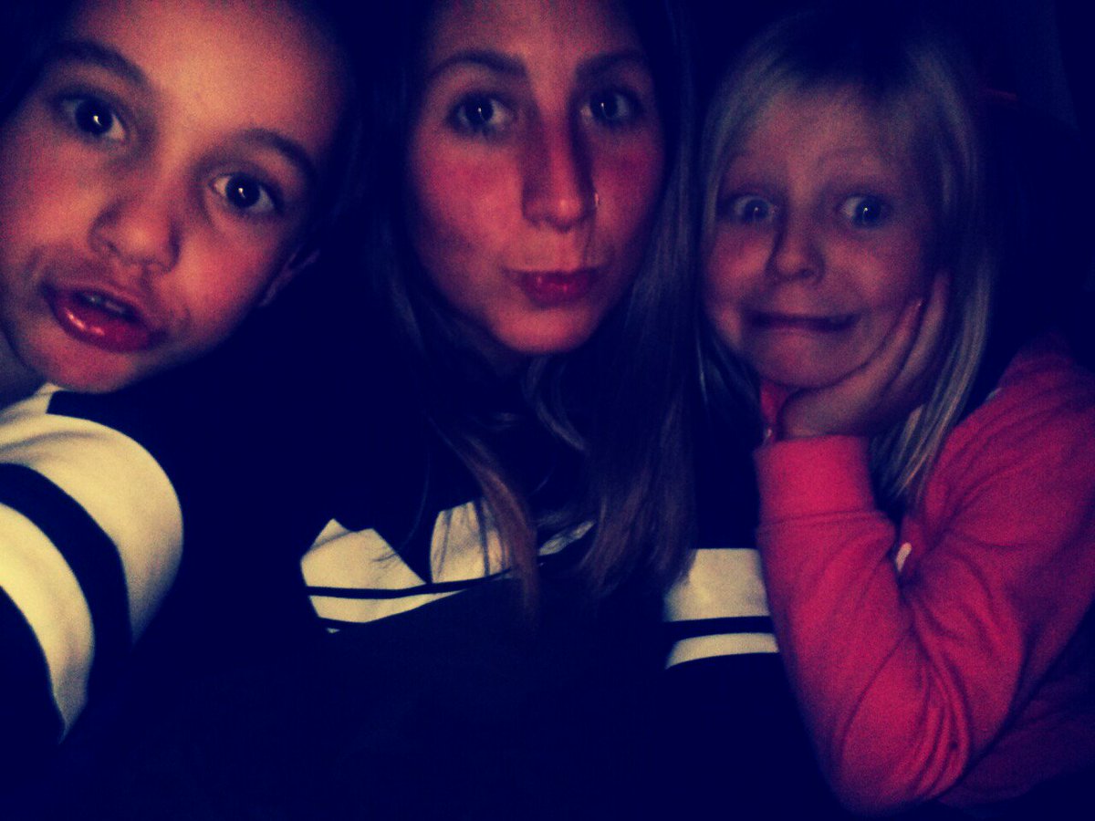crisajamil's tweet photo. solo ellas saben como volverte loca! solo ellas https://t.co/4YAlMKpy4J