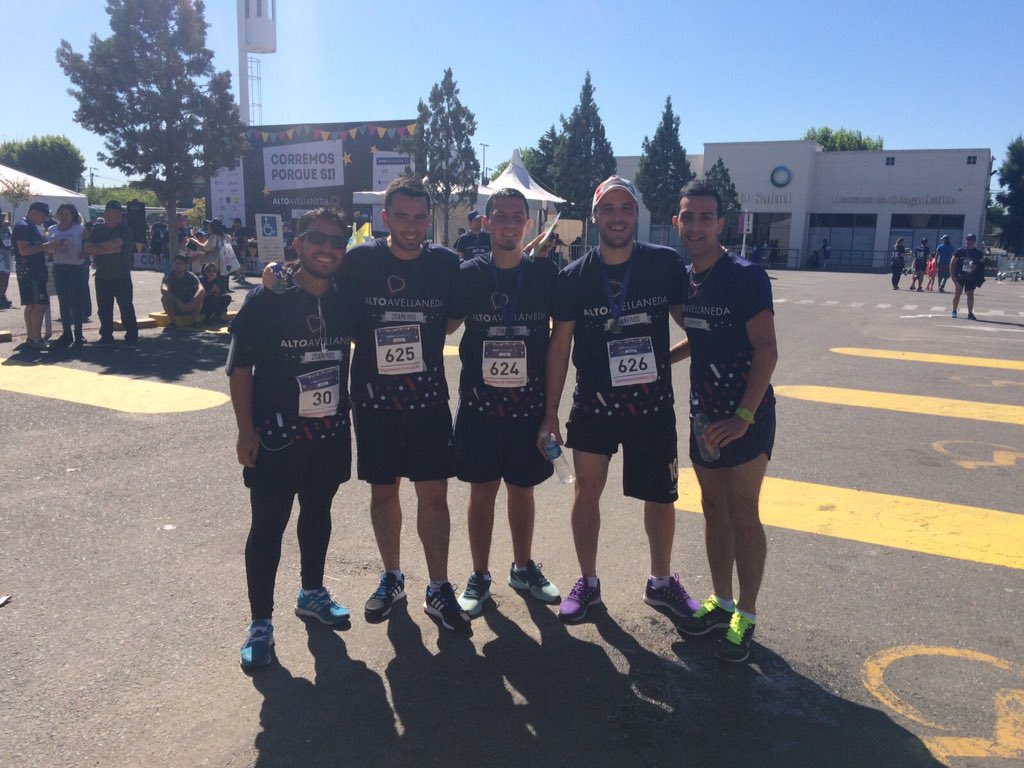 serxnz's tweet photo. Corriendo con los pibes!!! https://t.co/yJeiGH4jt6