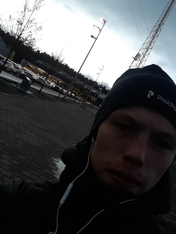 lindelof99's tweet photo. #SupportAK https://t.co/H2NEdyna36