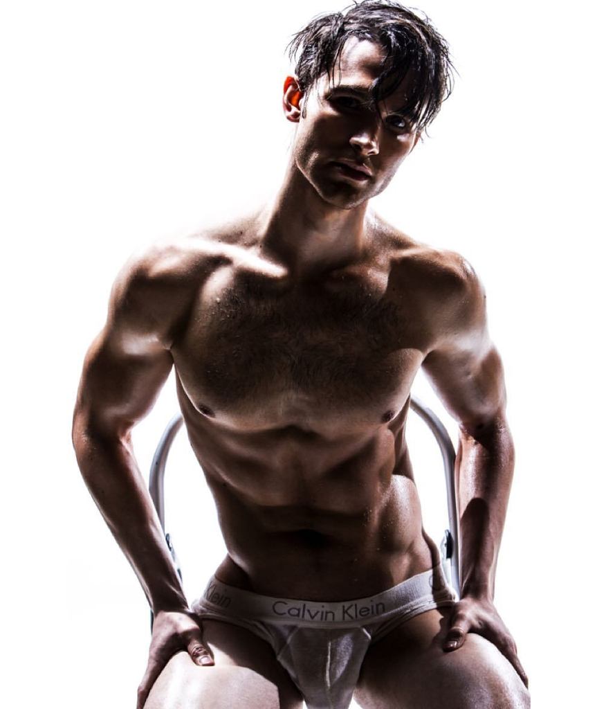 ToddJSaporito's tweet image. #IG: (#davidjohncraig) #itsToddS #ToddJSaporito #FLEXSpas #4moreFF ift.tt/1APCHsP #Workout #MeanBullCLE #…