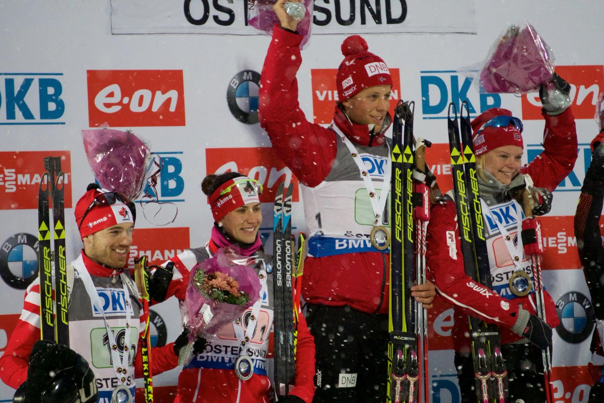 canmorebiathlon's tweet photo. @RosannaCrawford and Nathan Smith receive the first World Cup relay medals of their career. #Canada #IBU https://t.co/7SgtMMCo1M