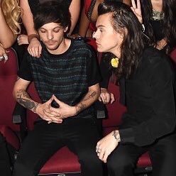 alyalynope's tweet photo. #BrouisIsFake
This tweet makes me happy bc #LarryIsReal #LarryIsStrong #LARRYISCOMINGBACK https://t.co/2BcmYSnthC