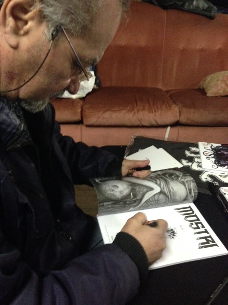 Bugs Comics tweet media