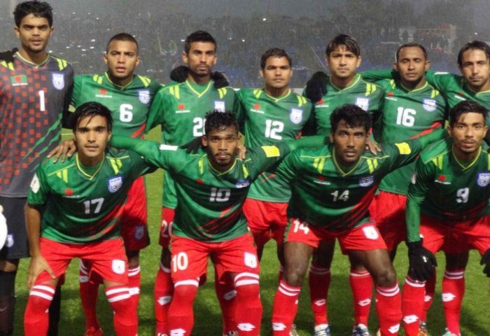 theafcdotcom's tweet photo. FULL STORY! AFC Aspiring MA of the Year 2015: @bff_football https://t.co/PsUw2R9SRt #AFCAwards2015 https://t.co/5pV20N2HJy