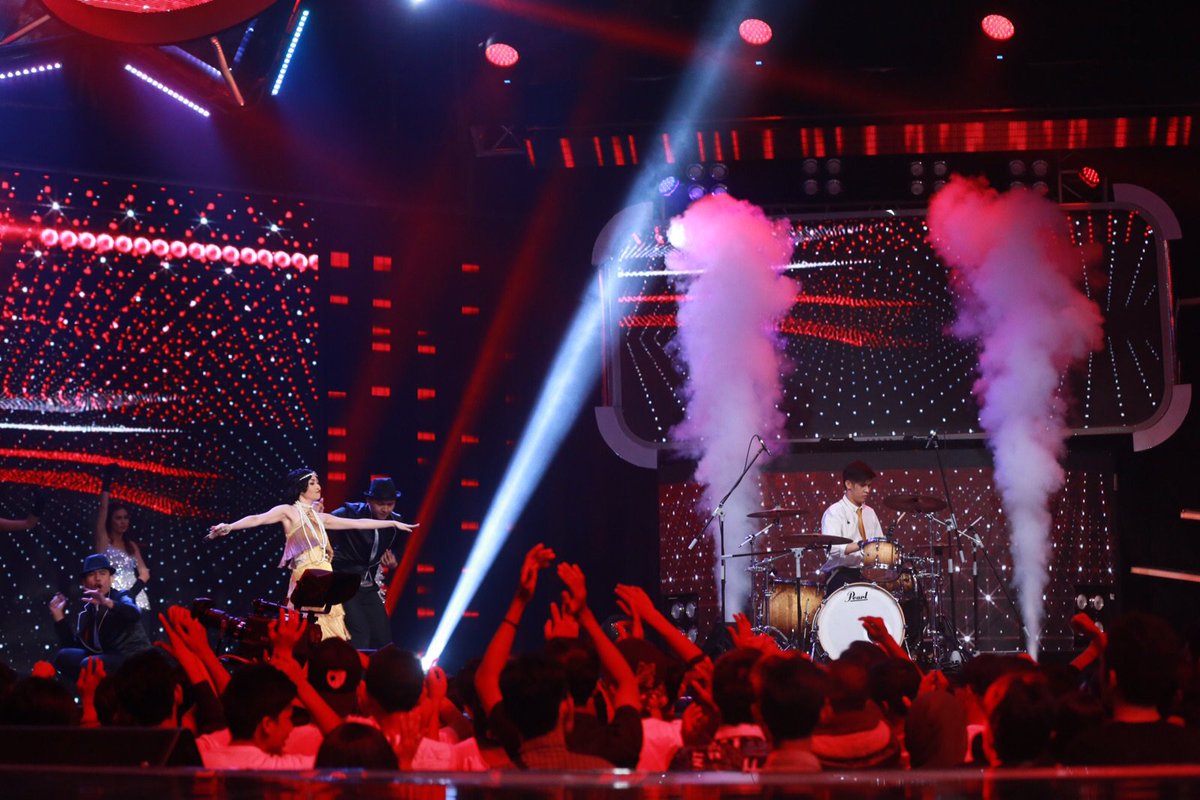 mdtvindonesia's tweet photo. Ini dia kerennya penampilan Soundwave tadi! #TheRemixNETG8 https://t.co/pvWjlEa9KI