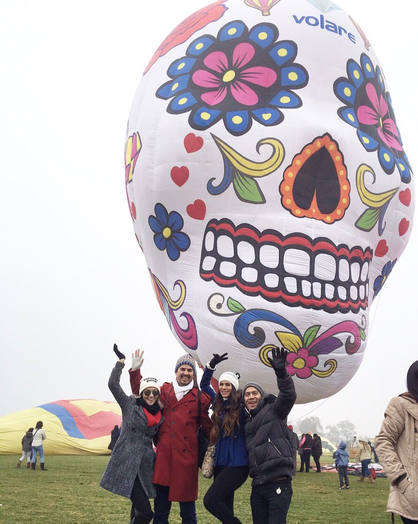 LuisCarlin's tweet photo. #GloboFestMetepec con @vannearias @gibritos @jorjucun @GloboFestMX @EdomexTurismo #lacalaca #flyvolare #amigos https://t.co/NyV6TnHfUm