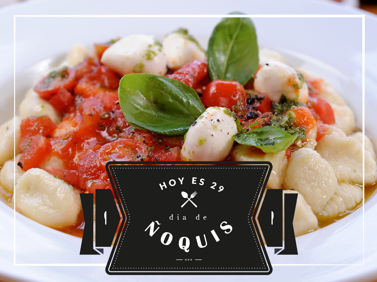 Llegó la hora de poner los billetes bajo el plato. Ven a #Mamboleta a festejar con tus amigos el #DíadelÑoqui :D