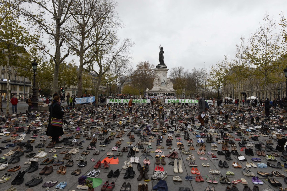 Van Amsterdam tot Sydney: op meer dan 2000 plaatsen #klimaatparade. Meer foto's: rtlnieuws.nl/nieuws/binnenl…