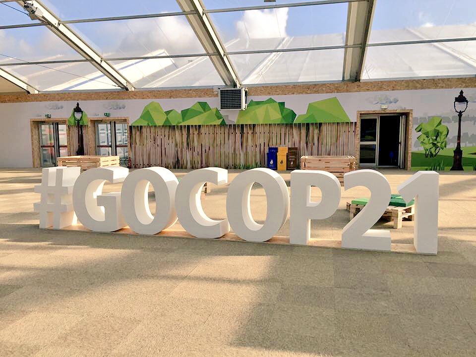 ENGIEgroup's tweet photo. J-1 avant la #COP21 ! / D-1 before #COP21 ! #GoCOP21 https://t.co/dbRc8iBDNO