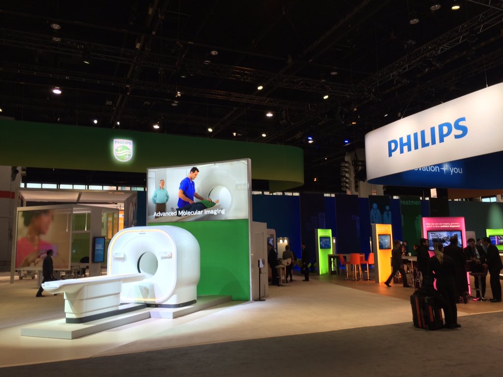 ajagarwal's tweet photo. Philips @ RSNA 2015 @PhilipsLiveFrom @philipshealth #foamed https://t.co/IHfDQXDvx7