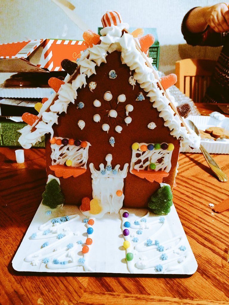 Sara_Scottly's tweet photo. "This is my most bestest creation." #gingerbreadhouse https://t.co/Ki5w4vnRZ7
