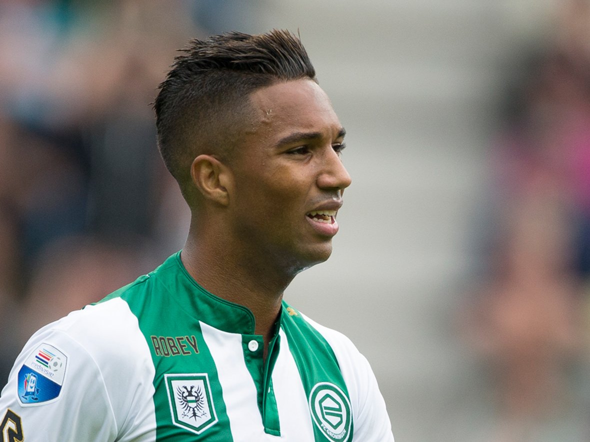 VI_nl's tweet photo. VI AUDIO | 'Groot voordeel als je iemand als Hoesen nog kunt brengen', zegt @marcotimmer https://t.co/eMTEMQzRJd https://t.co/vL210c7Mx2