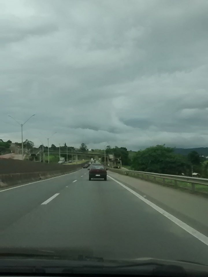 Paula96449's tweet photo. Saindo de Bragança Paulista #semtransito #Jeovanoscuide #voltandoarealidade #fernaodias https://t.co/DpJUUcAw12