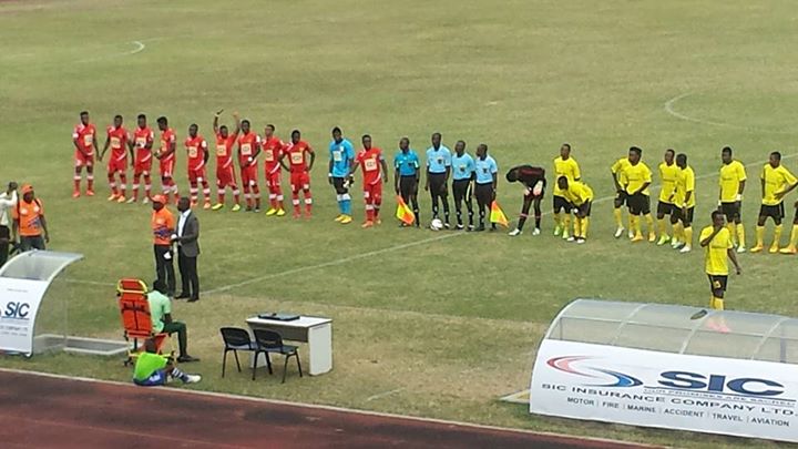 GHPLLive's tweet photo. HALF-TIME at the Baba Yara Sports Stadium in Kumasi: @AsanteKotoko_SC 0-0 @ashgoldsc #SwagCup2015 https://t.co/s2CxkH8a7c