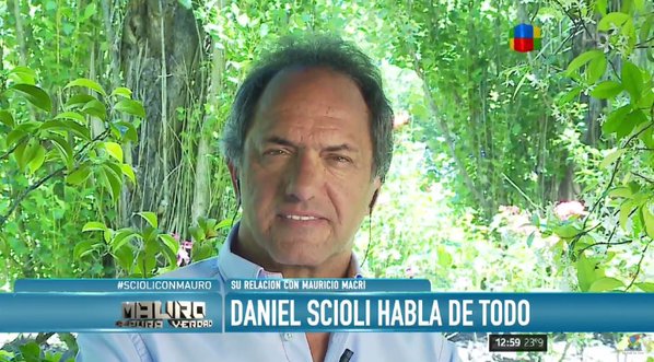 UxPenlosmedios's tweet photo. "La mitad de los argentinos quieren que le cuidemos el trabajo" @danielscioli en @AmericaTV #ScioliConMauro https://t.co/FGZAvNS6qS