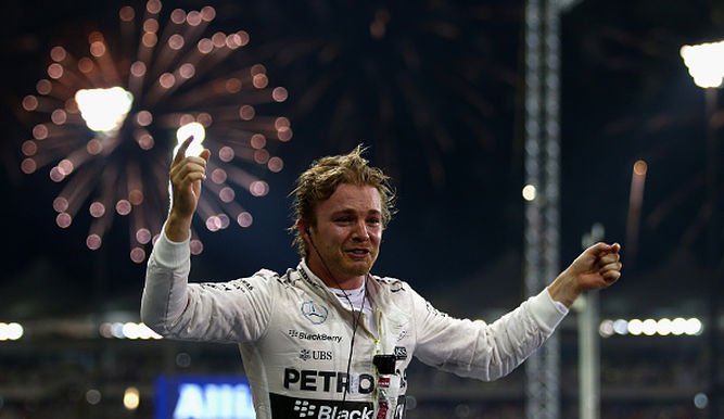 Rosberg vince l'ultima gara F1 a Abu Dhabi.