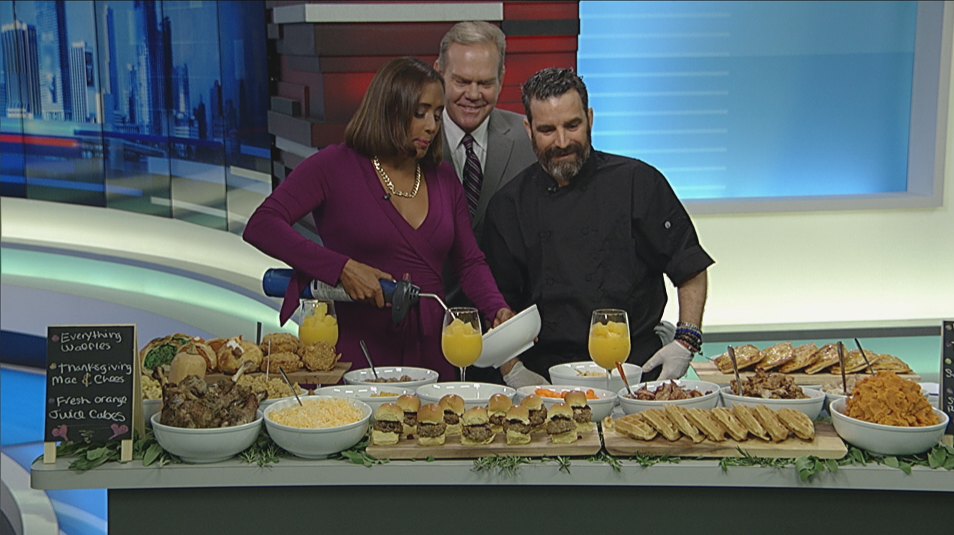 Chef shows @NekiMohan @toddtongen ideas for what to do with Thanksgiving leftovers local10.com/news/local-che… https://t.co/tfGP32x0YA