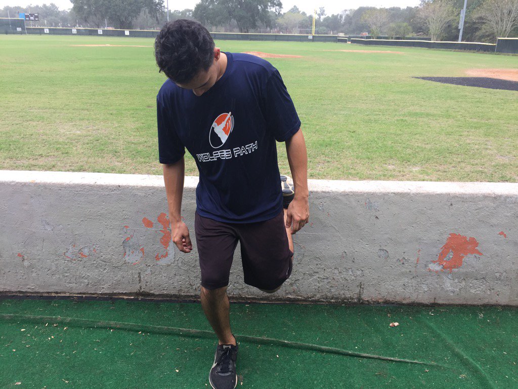 Derekwolfe27's tweet photo. Stretching for the rocket rope. Wolfe's PATH getting stronger and faster! #wolfespath https://t.co/bRlOcursCT