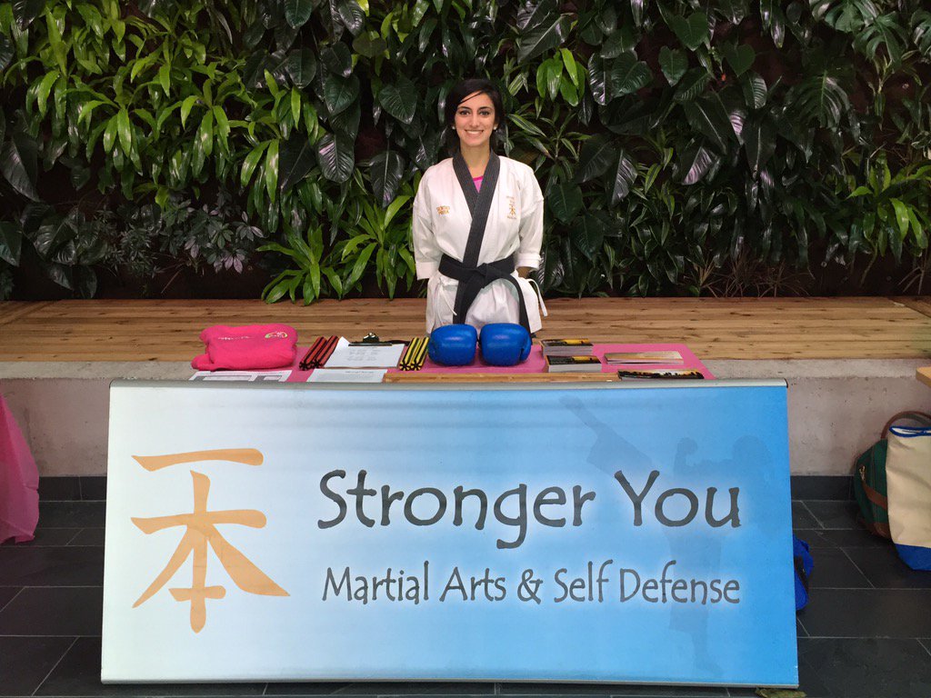 Meenz101's tweet image. Special thx to Stronger You, Martial Arts for their support &amp;amp; discussion on self defense at the @WAYS101 #yogathon