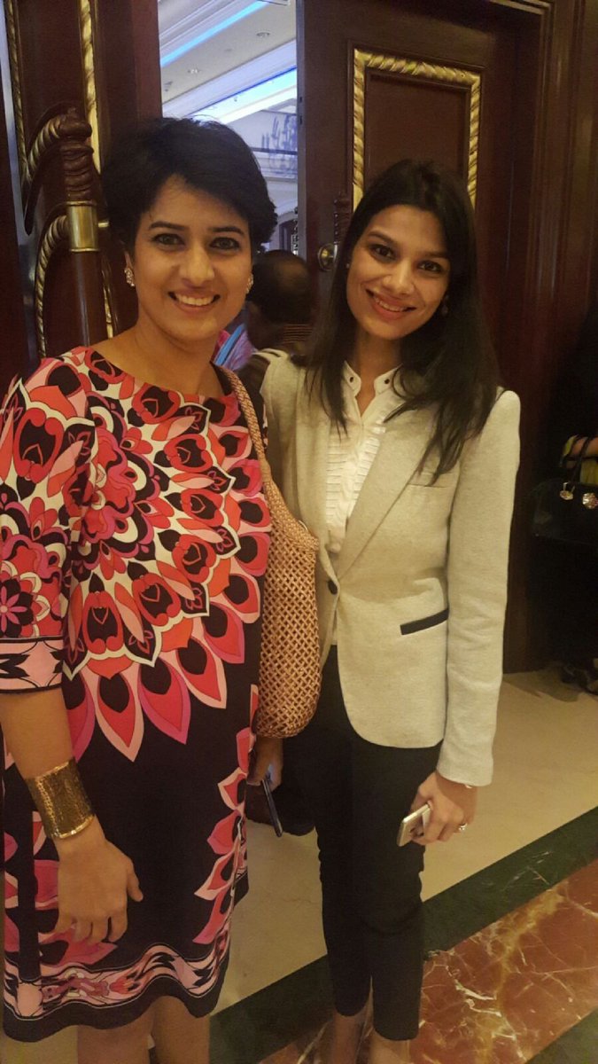 felicitacacao's tweet photo. @shailichopra #DigitalWomenAwards #Shethepeopletv #chefishita https://t.co/HdBbgjmTFa