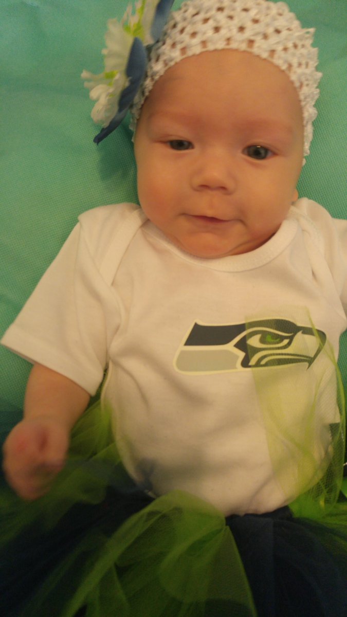 ChrisSpearsTd's tweet photo. Guess who we will be rooting for today.....#SEAHAWKS #StartingHerOffRight #SeahawksFanForLife https://t.co/3AYgrV9UZ0