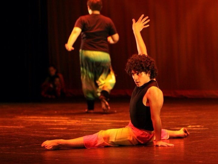 acjazz's tweet photo. Passion, discipline and love. #dance #jazzdance #modern #acjazz #cdmx https://t.co/Kv7n4PHTow