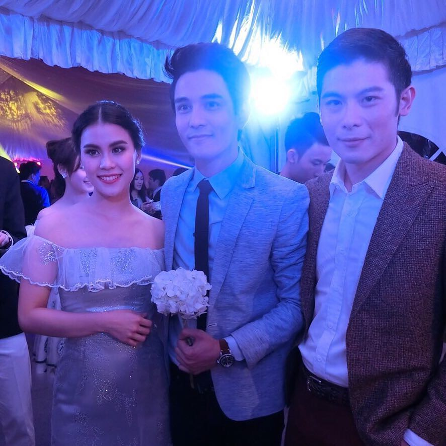 4PodumTimeline's tweet photo. #4โพดำ IG: gunnapat23 ยินดีด้วยนะครับ @mutmeepimdao @sua_k วันแห่งความสุขของทั้งคู่ #mutme… https://t.co/THv26TPA2t https://t.co/Pb9hgh3FyV