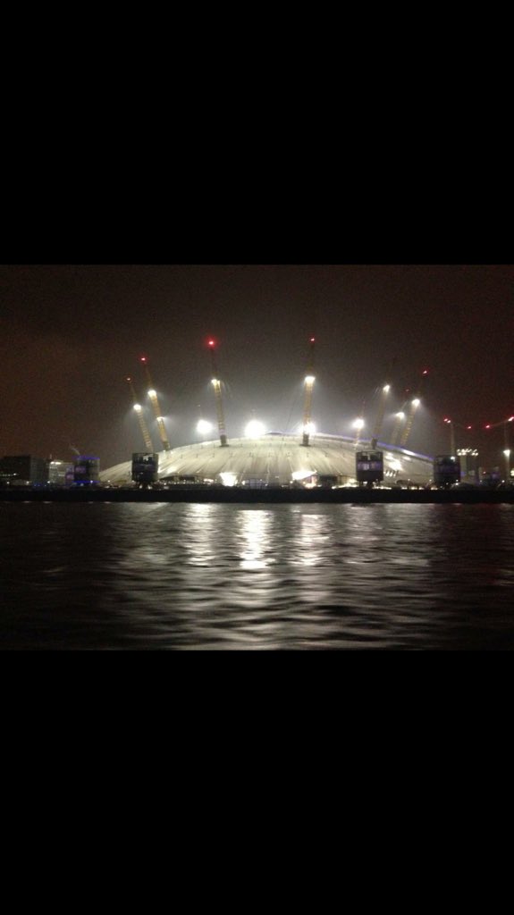 ExcursionScenic's tweet image. Take a tour with #ScenicExcursion #London#RiverThames#Millennium domeLondon#UK#travels