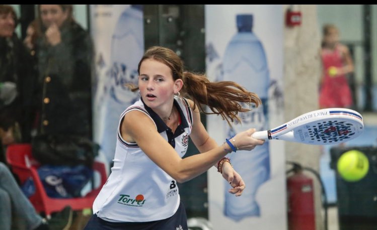 Campeonas de Cataluña en el TPI.4rta vez consecutiva! Grande Laia💪🏻 @TorresNaranjas <a href="/bcnpadeltour/">Barcelona Padel Tour</a> <a href="/PadelRevolution/">Padel Revolution</a>