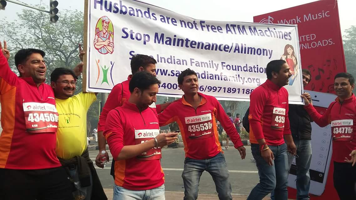 bhuvneshshar1's tweet photo. Breaking news Lodhi road shouted for Men's Right. @ArvindKejriwal @narendramodi @BJPRajnathSingh @DVSBJP @ZeeNews https://t.co/WhO6mqY5yv