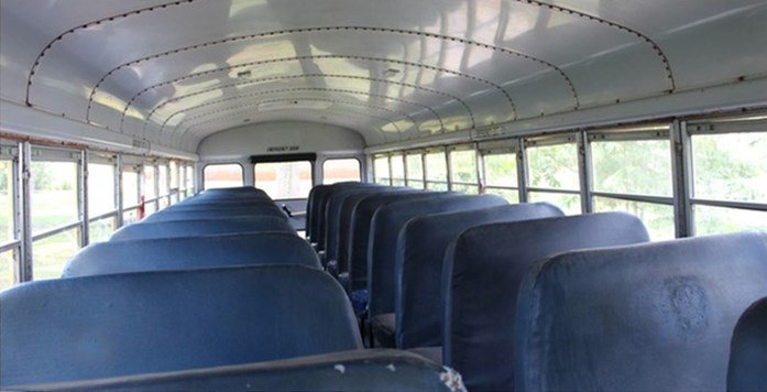 melanieinboston's tweet photo. Get on the bus! 
.@ourbighouse mobile clothes closet for kids in #fostercare is in progress. https://t.co/cczSGIyTcT https://t.co/Yh5eYA0vx4