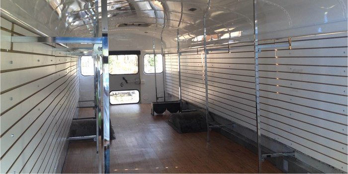 melanieinboston's tweet photo. Get on the bus! 
.@ourbighouse mobile clothes closet for kids in #fostercare is in progress. https://t.co/cczSGIyTcT https://t.co/Yh5eYA0vx4