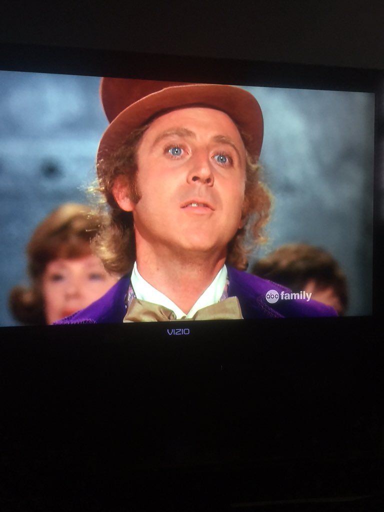 Ddubheartgold's tweet photo. @DonnieWahlberg #willlywonka is on :) https://t.co/pzxGqbH2FF