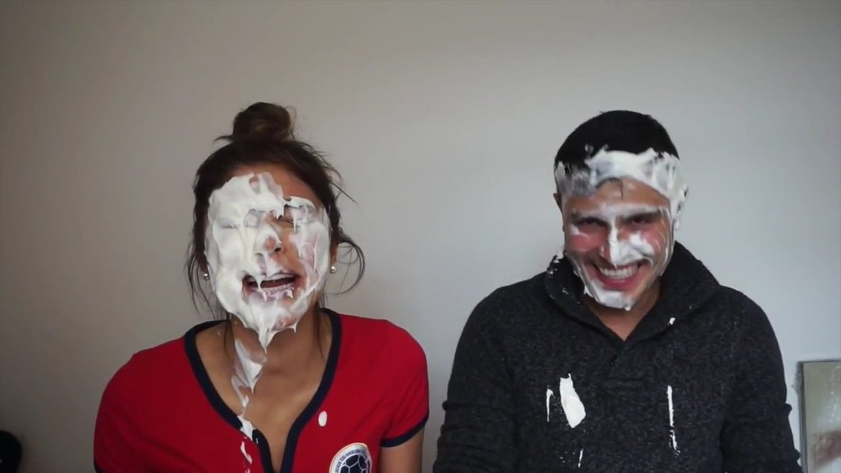 andreab48546091's tweet photo. @Paugalindo que risa el con cara de venganza y tu comiendo la crema a cada rato te amo me encanto el video https://t.co/RzA5EFaRU1