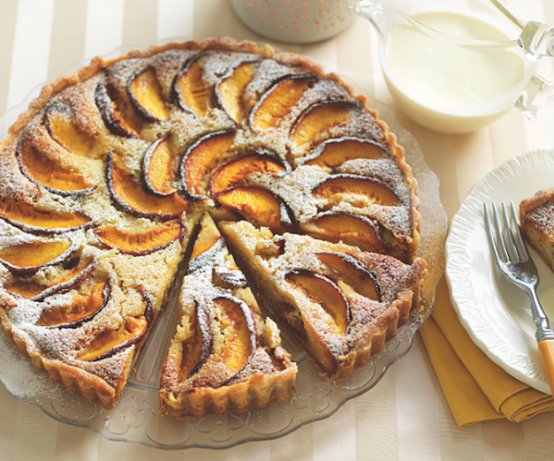 candismagazine's tweet photo. This peach frangipane tart is perfect served just warm with a generous puddle of cream: https://t.co/JAAEPiFQjL https://t.co/tUxVFuNF90