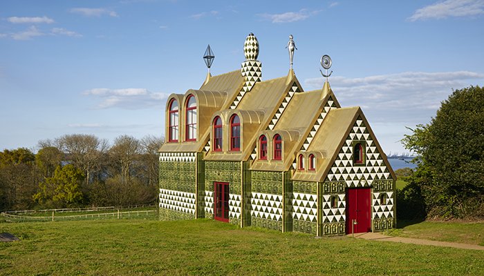 FT's tweet image. Does Grayson Perry's 'House for Essex' bridge the most fundamental schism in architecture? 
on.ft.com/1NgZHw3