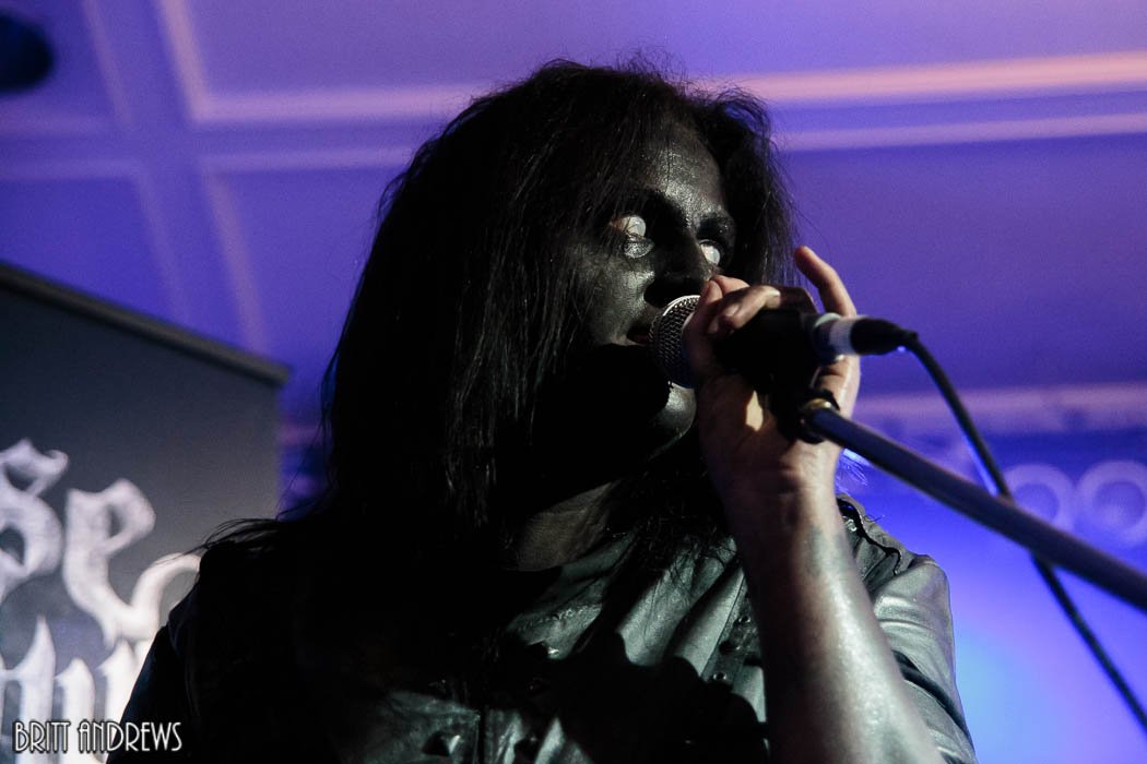 BAndrewsPhotos's tweet photo. Finally got to shoot @RiseofAvernus at the @BaldFacedStagAu last week https://t.co/mvVKyZ5vrB