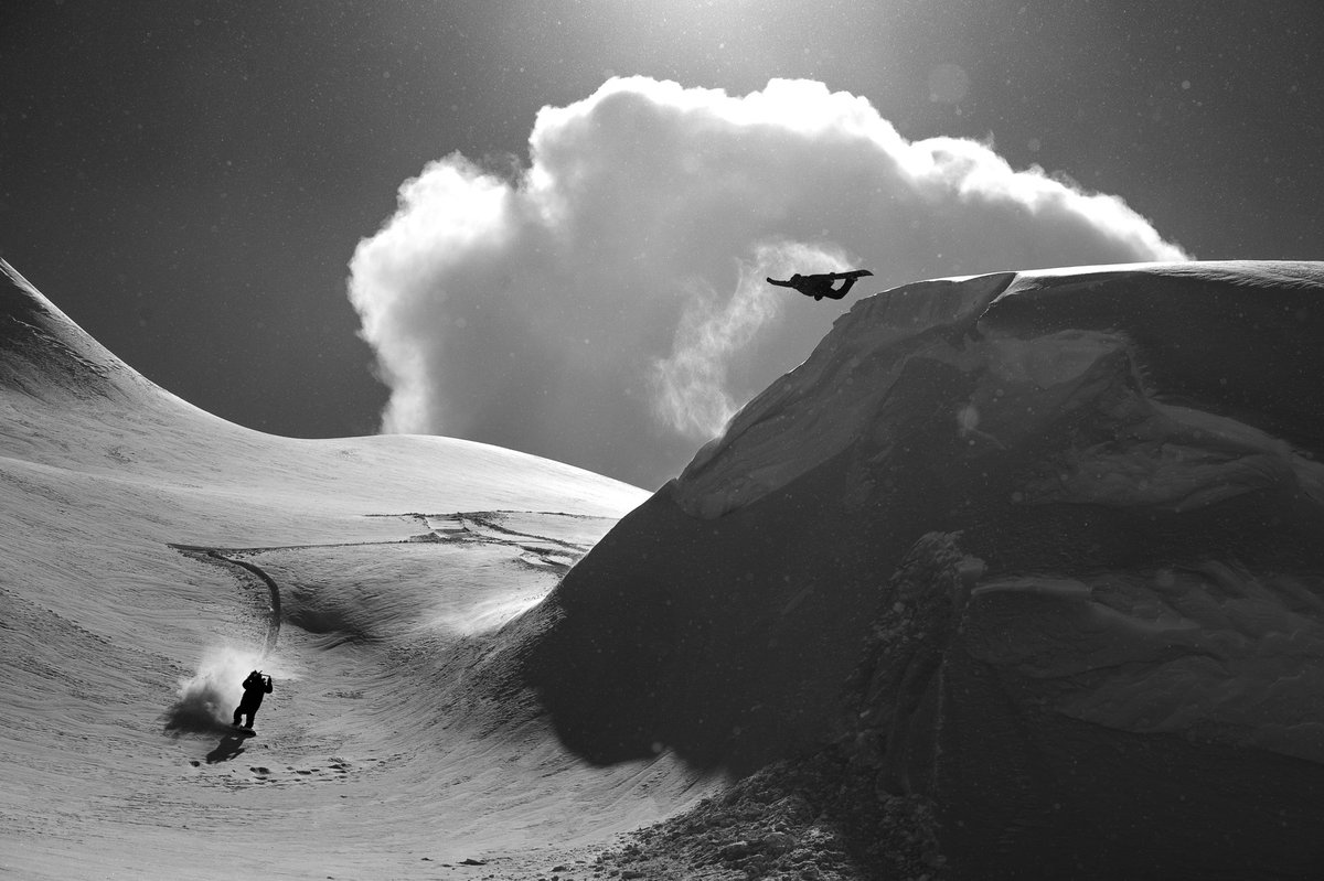 XGames's tweet photo. • Mikkel Bang
• John Jackson
• Jeremy Jones
• Kazu Kokubo
• Gigi Rüf

#RealSnowBackcountry will air TODAY on ABC! https://t.co/f1HLLjHucu