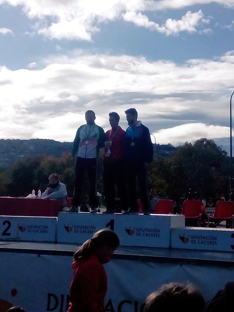 <a href="/Alberto_Tuky/">Alberto Morcillo</a> 3o en el cross de velocidad de diputación de caceres. Enhorabuena campeón!!!!