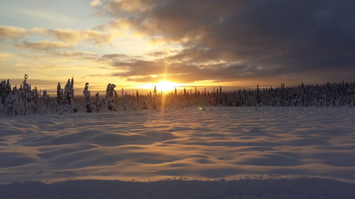 PylvanainenSamu's tweet photo. Kyllä täälä on ihmisen hyvä olla. #ylläs#äkäslompolo https://t.co/wexTYC58zw