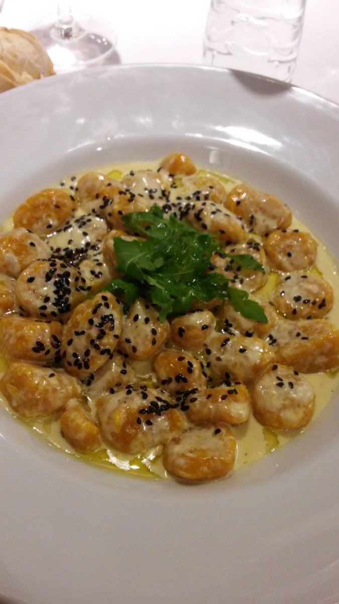 RIVERIEL's tweet photo. #votoydespues me voy a almorzar a @viejopatronOK https://t.co/x0qb1mS1Qt