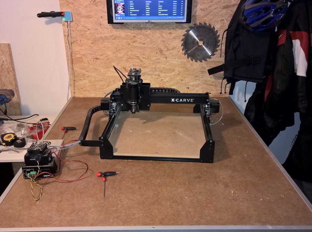 ProbablyBritish's tweet image. Going to be upgrading the #xcarve today to 1000mm version. Obligatory before shot.
#probab… ift.tt/21bxjjf