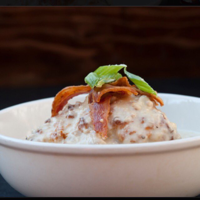 Some Biscuits and Gravy will start your Sunday Funday Right!! #bestbrunchhumboldt