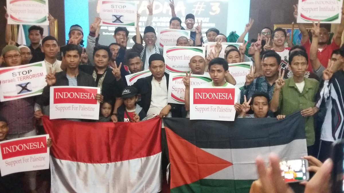 arasy_asad's tweet photo. Indonesia support intifadhah 3 #call4intifada3 @spiritofaqsa https://t.co/RckrU9PqF9